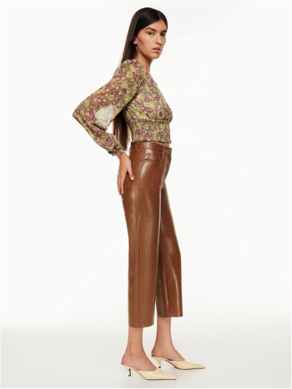 Aritzia The Melina Cropped Pant in Cognac Size 2 - Picture 4 of 15